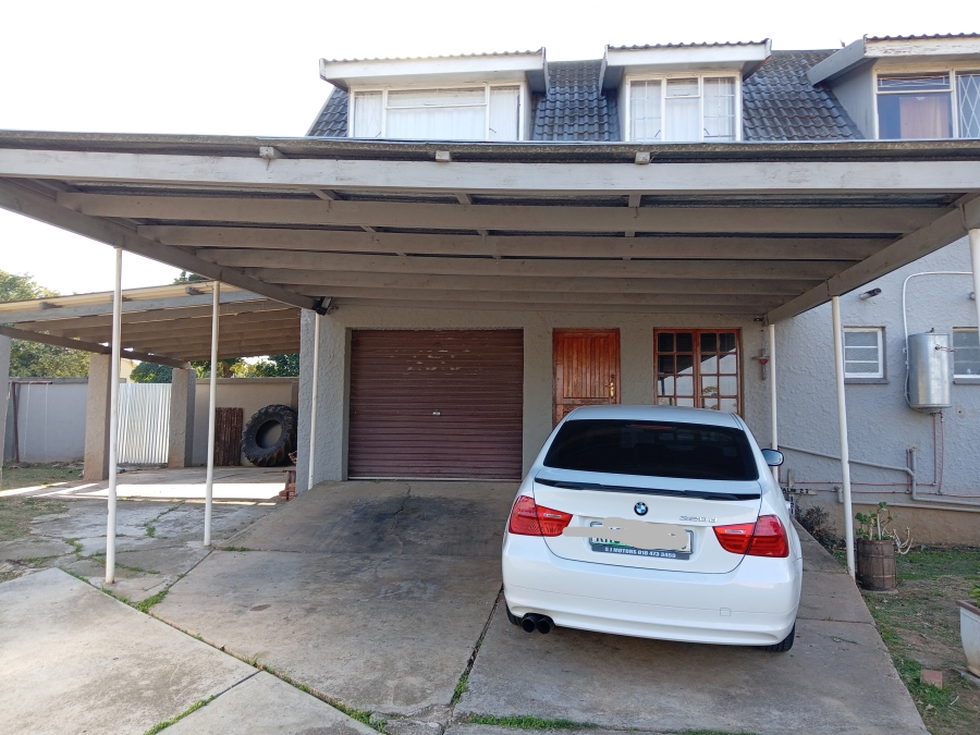 3 Bedroom Property for Sale in Vanes Estate Eastern Cape